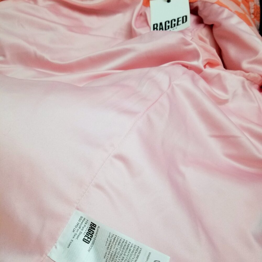 Alive Puffer Jacket NWT - image 3